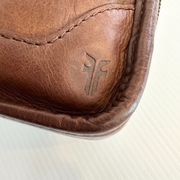 Frye Melissa Top Handle Crossbody Bag Tan Leather Casual Vibe - Picture 8 of 12